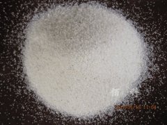 如何更換反滲透粗濾罐中的石英砂濾料？