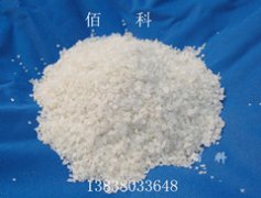 石英砂濾料的物理密度與堆積密度分別是多少？